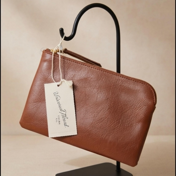Universal Thread Handbags - Universal Thread Womens Brown Faux Leather Small Zippered Clutch Pouch Bag NWT